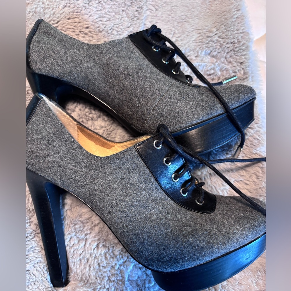 Michael Kors Gray Suede Heels